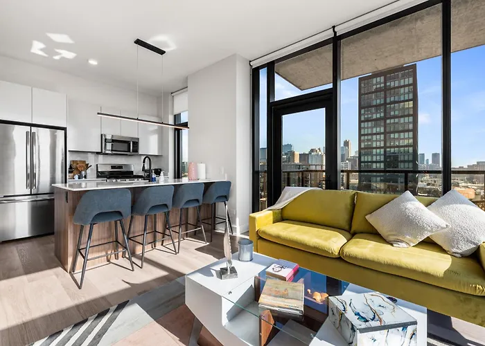 Avra Stylish Apartments Prime West Loop Location Near Union Park