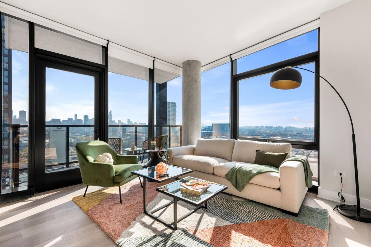 Avra Stylish Prime West Loop Location Near Union Park Apartamento